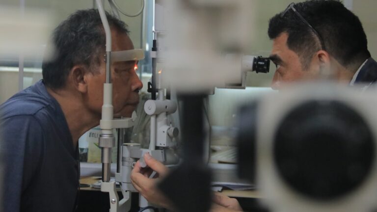 RSPAL dr Ramelan Gelar Bakti Kesehatan Operasi Katarak Gratis