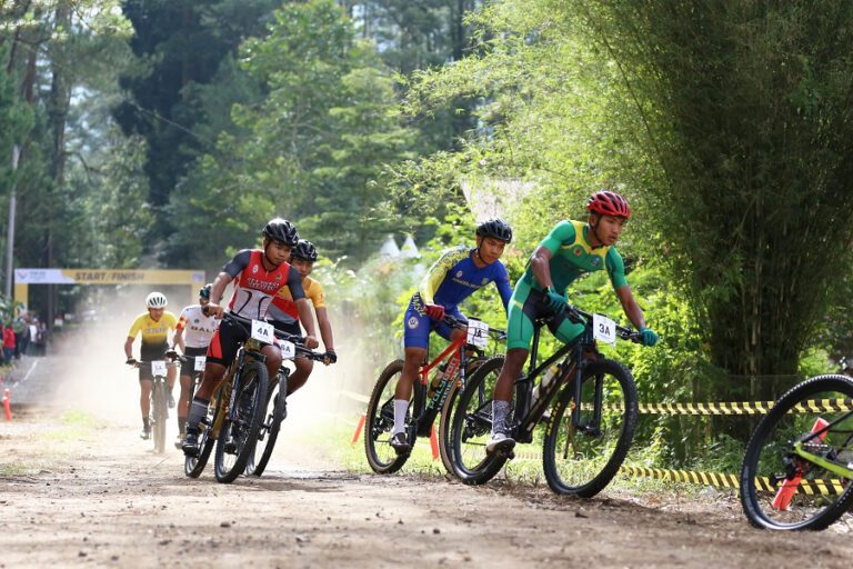 Akui Jabar Lawan Berat, Tim Balap Sepeda Jatim Menang di Nomor XCR