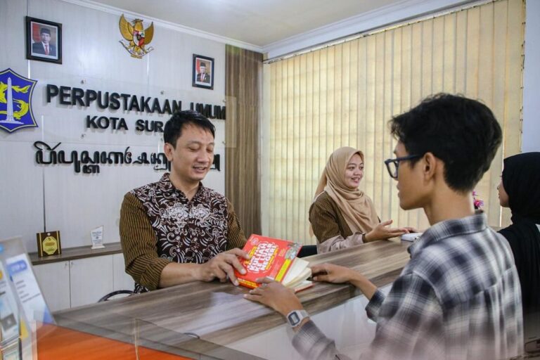 Tambah Koleksi Buku, Cara Dispusip Surabaya Tingkatkan Kunjungan ke Perpustakaan