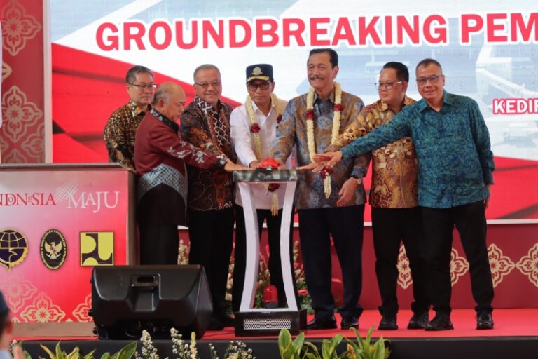 Peresmian Bandara Dhoho dan Akses Tol di Kediri