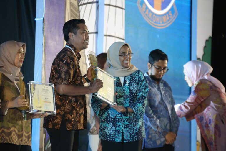 Anugerah Media Humas Kemenkominfo 2024, Pemkot Surabaya Raih Penghargaan Kategori Siaran Pers