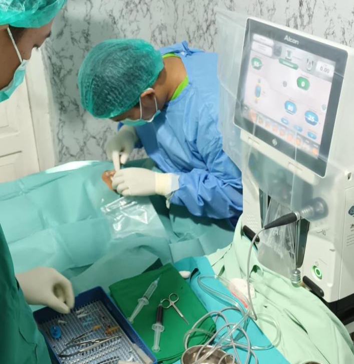 Tim Yankes Jatim Tuntaskan 56 Operasi Mata di Pulau Sapudi