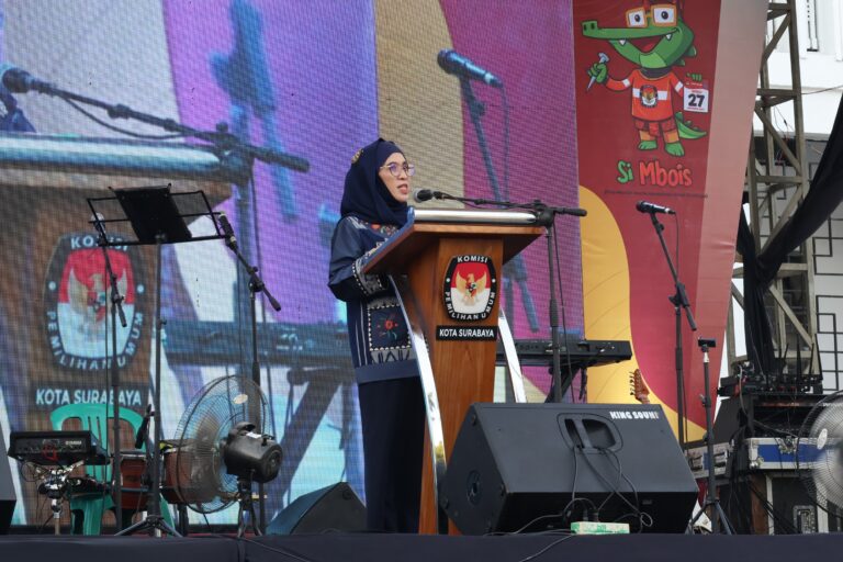 Hadir Dalam Kirab Maskot Pilkada Serentak, PJS Wali Kota Surabaya Siap Dukung Gelaran Pilkada Serentak