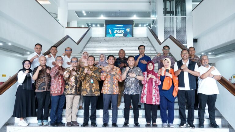 Pupuk Kaltim Kucurkan Rp 1 M untuk Renovasi CCWS dan Inkubasi Startup ITS