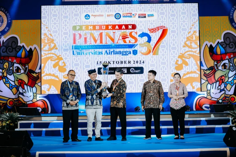 Opening Ceremony PIMNAS 37, Rektor UNAIR Sambut Kedatangan Talenta Terbaik Indonesia