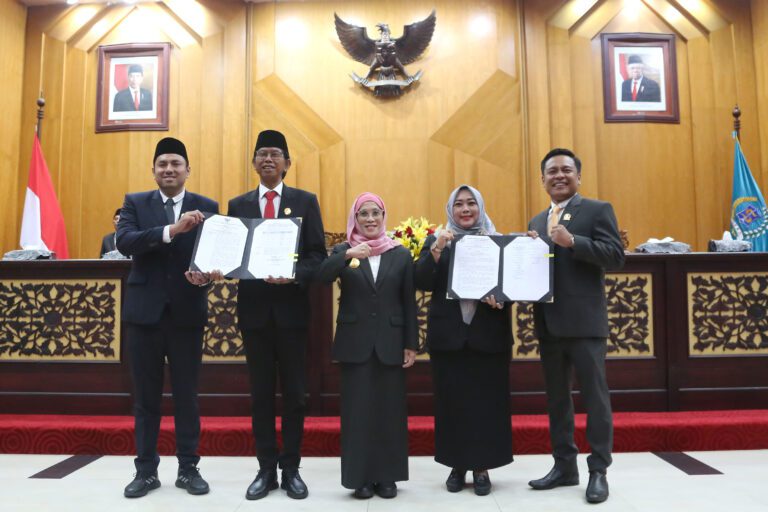 Pimpinan DPRD Kota Surabaya 2024-2029 Resmi Ditetapkan