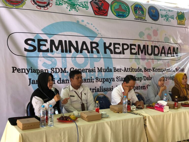 Karang Taruna ‘Kerabat ” Gelar Seminar Kepemudaan