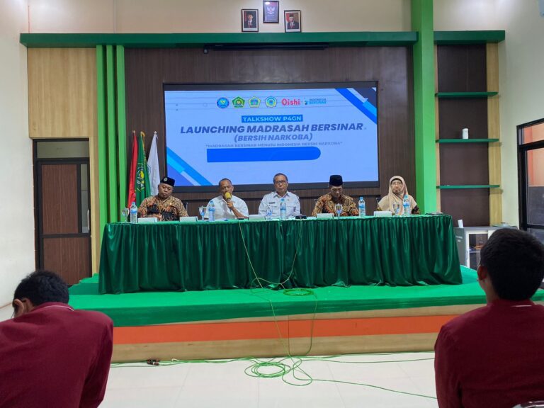 Sekda Gresik , Launching MAN 2, Madrasah Bersinar