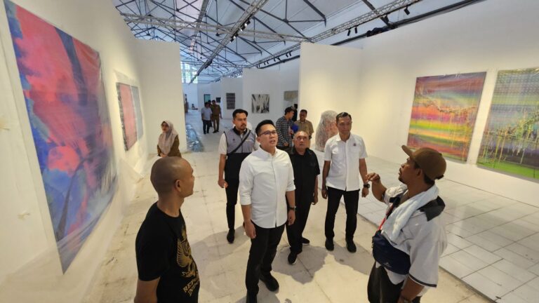 Kadin Surabaya Dukung Pameran Seni “ArtSubs” di Pos Bloc