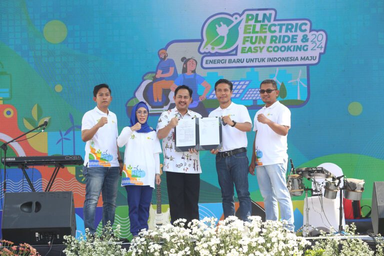 Pemkot Surabaya Bersama PLN Tambah 4 Titik SPKLU, Sebagai Langkah Optimalisasi Kendaraan Listrik