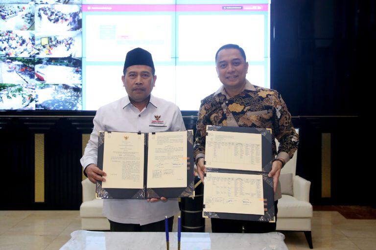 Pemkot Surabaya Lakukan MoU Dengan Ombudsman RI, Wujudkan Pemerintahan Anti Maladministrasi.
