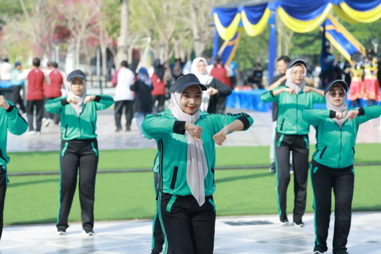 Rangkaian Dies Natalis ke-70, UNAIR Gelar Lomba Senam Bugar Airlangga
