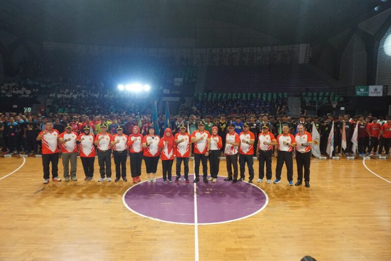 Ratusan Peserta Ikuti Turnamen Olahraga HUT Babinkum TNI di Surabaya