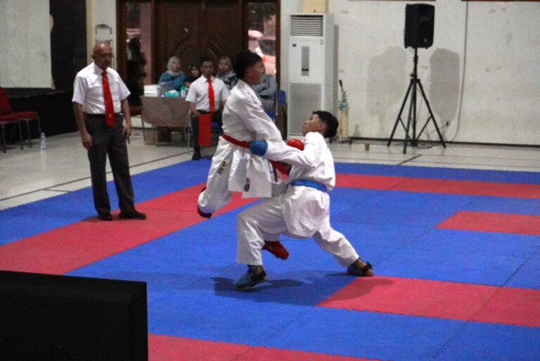 Kabupaten Sidoarjo Raih Juara Umum Karate di Popda XIV Jawa Timur 2024