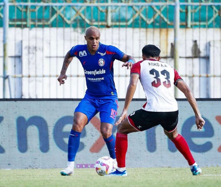 Liga 1 : Arema FC Curi Poin Di Kandang Madura United