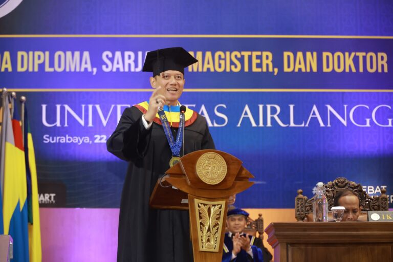 Jadi Perwakilan Wisudawan UNAIR, AHY Dorong Sinergi untuk Kemajuan Indonesia