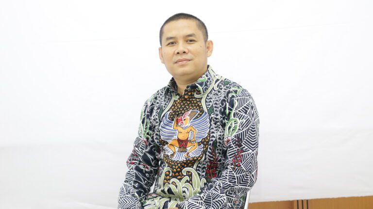 Pakar Budaya UNAIR Tanggapi Pembatalan Pameran Lukisan Yos Suprapto