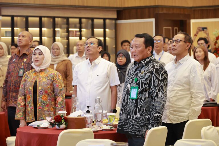 UNAIR Gelar Refleksi Akhir Tahun, Dorong Penegakan Hukum untuk Majukan Perekonomian