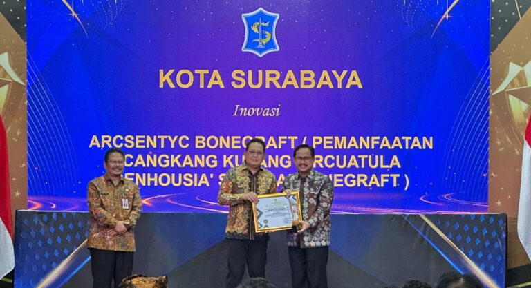 Pemkot Surabaya Borong Tiga Juara Dalam Ajang INOTEK AWARD Jawa Timur 2024
