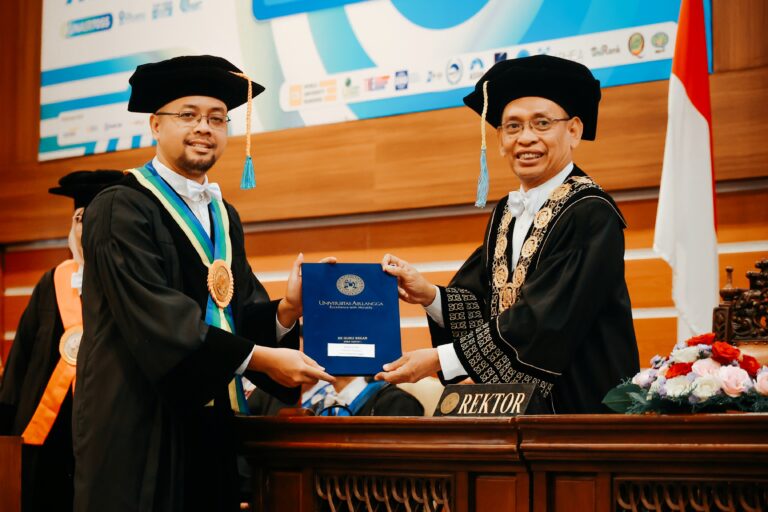 Guru Besar UNAIR Inovasikan Vaksin Berbentuk Tablet