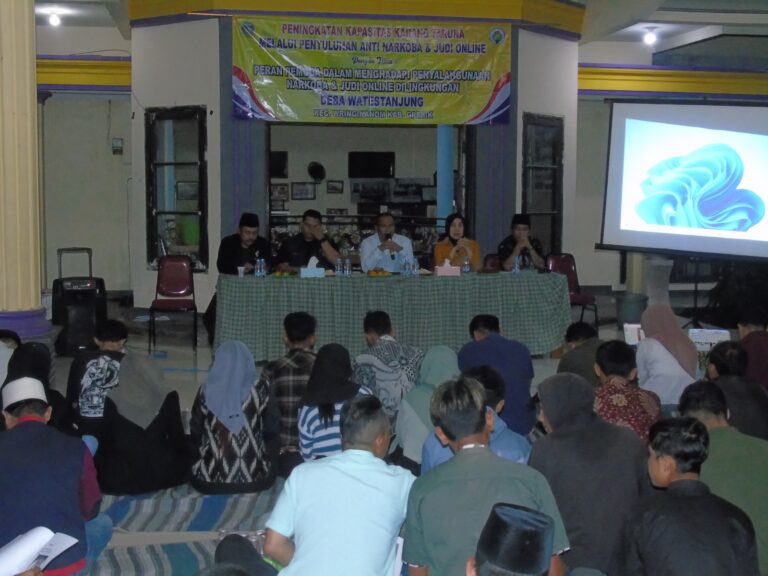 Sinergi Pemerintah Desa Wates Tanjung, BNN, dan Polsek Wringinanom Sosialisasikan Bahaya Narkoba dan Judi Online kepada Karang Taruna