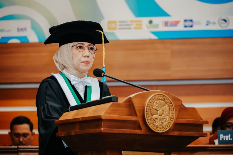 Guru Besar FKG Ulas Peran Genomik dan Proteomik dalam Precision Medicine