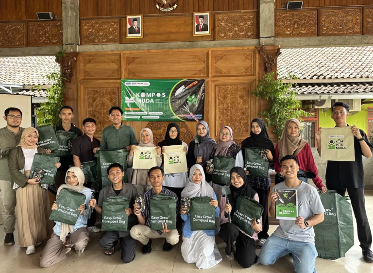 Workshop Kompos Muda di Jepara: Langkah Nyata Menghadapi Krisis Lingkungan dan Sampah