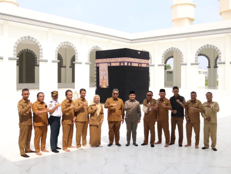 Bappeda Provinsi Jatim Lakukan Pengecekan Pembangunan Replika Mekkah