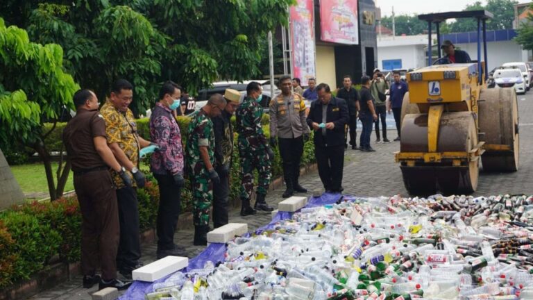 Polresta Sidoarjo Musnahkan Barang Bukti Kejahatan Tahun 2024
