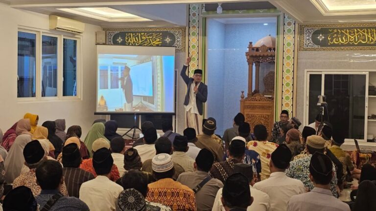 Ratusan Jemaah Ikuti Bimawali Kemenag Jombang Persiapan Haji 2025