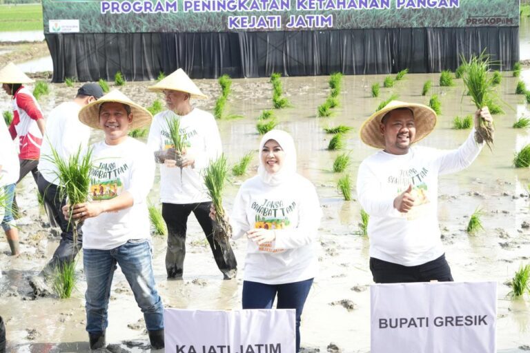 Jaksa Sahabat Tani, Komitmen Kejati Jatim Dukung Program Asta Cita Presiden 