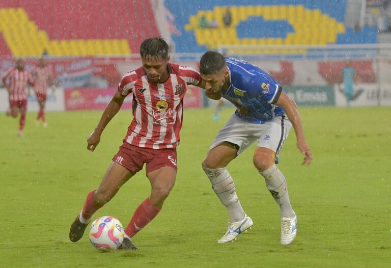 Derby Jawa Timur Deltras Fc Vs Persibo Berakhir Ricuh