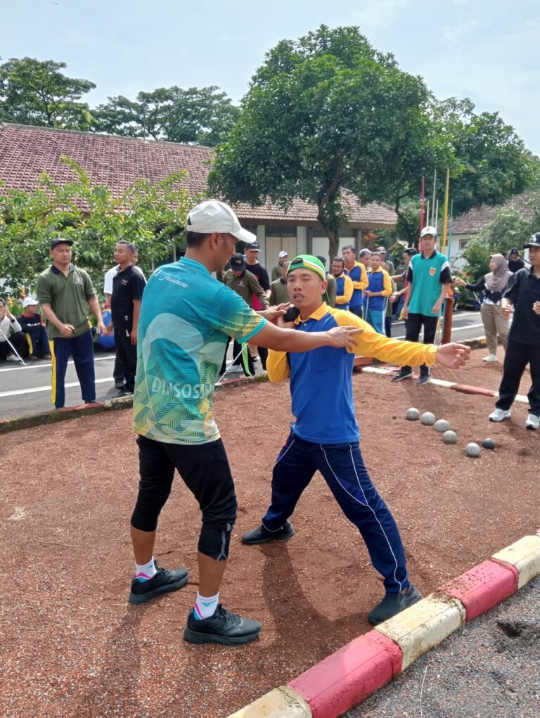 Gali Potensi,UPT RSBN Malang Dinsos Jatim Gelar latihan Atletik Tolak Peluru dan Lempar Lembing
