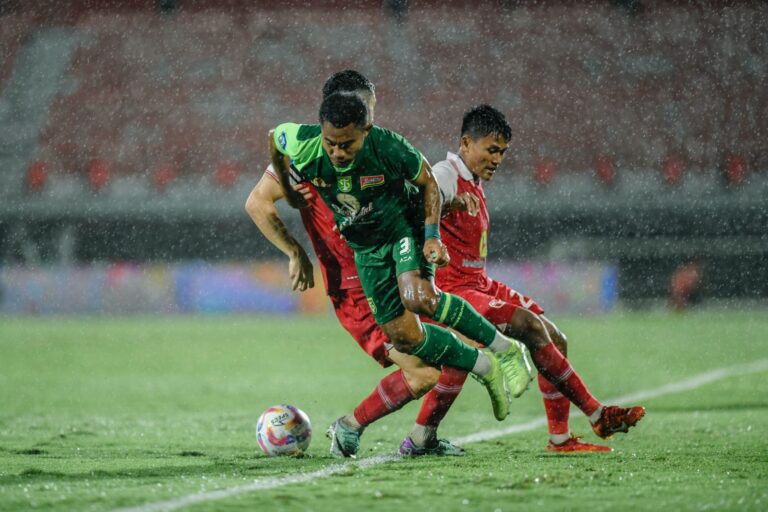 Liga 1 : Persebaya Surabaya Kalah Telak Lawan Barito Putera
