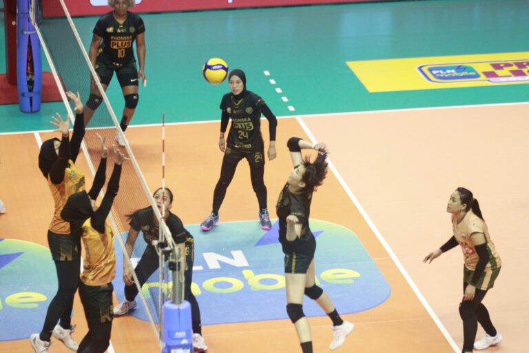 PLN Mobile Proliga 2025 : Bermain Lima Set, Popsivo Petik Kemenangan Atas Petrokimia