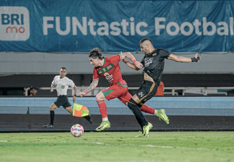 Persebaya Tumbang di Markas Dewa United