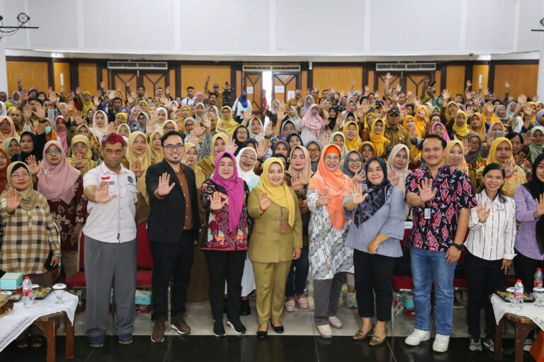 Standarisasi PUSPAGA RW Secara Menyeluruh, Pemkot Surabaya Gelar Bimtek ‘Dukungan Kesehatan Mental dan Psikososial’