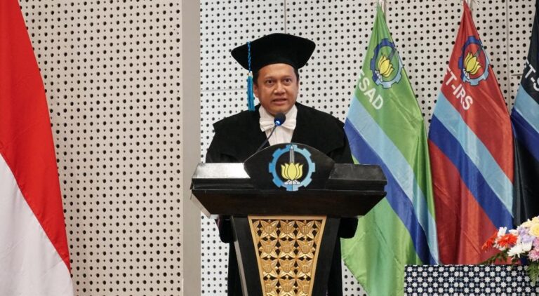 Guru Besar ITS Manfaatkan Instrumentasi Optik Guna Dukung Industri Berkelanjutan