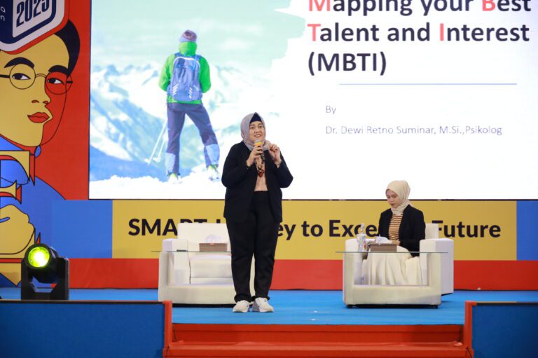 Talkshow AEE, Edukasi Calon Mahasiswa Pentingnya Pemetaan Diri