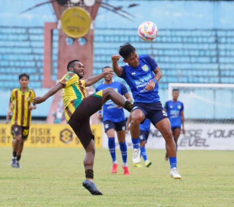 Play Off Liga 2 : Gresik United Curi Poin di Kandang Persewar