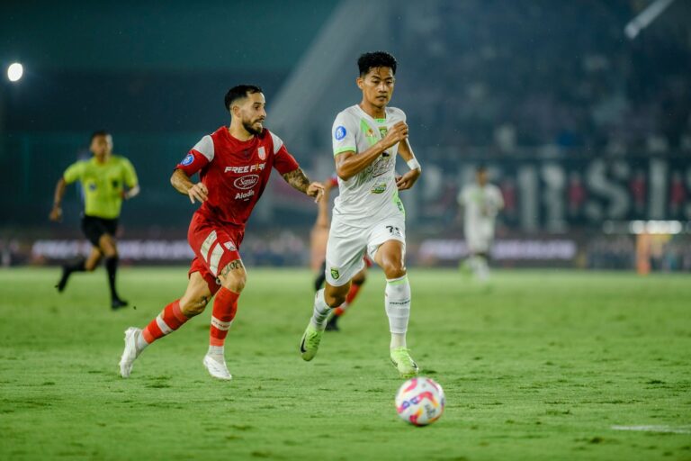 Hasil Liga 1 : Persebaya Kalah Dramatis dari Persis Solo