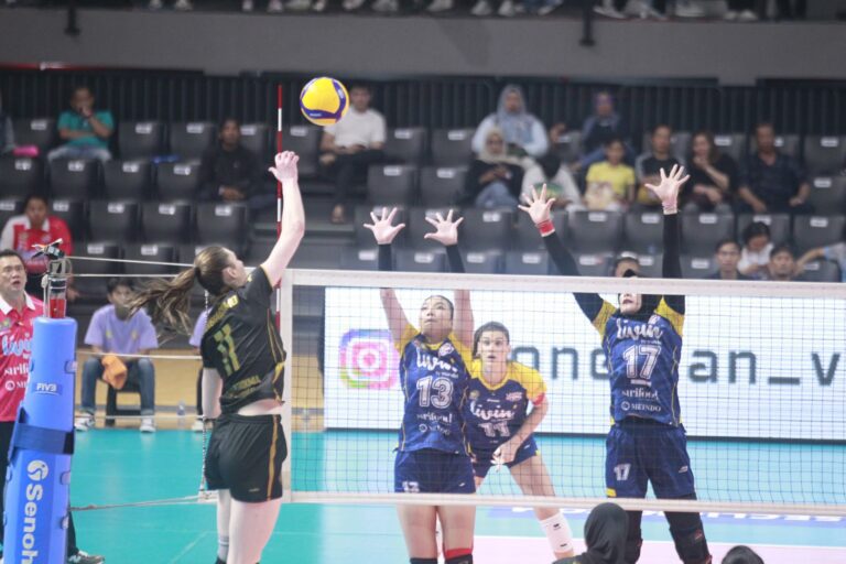 PLN Mobile Proliga 2025 : Petrokimia Kembali Peluang ke Final Four Usai Tundukkan Livin’ Mandiri