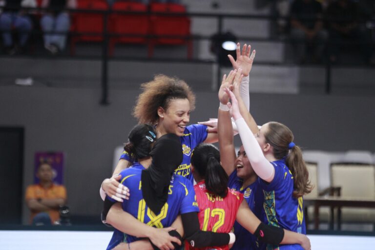 PLN Mobile Proliga 2025 : Electric PLN Tinggal Selangkah Lagi Lolos Final Four