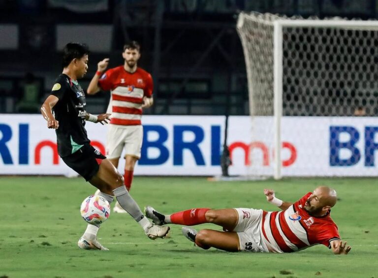 Hasil Liga 1 : Madura United Berhasil Curi Poin di Bandung