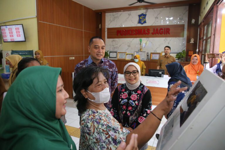 Hari Pertama CKG di Surabaya, Masyarakat Antusias Lakukan Pemeriksaan Sebagai Kado Ulang Tahun