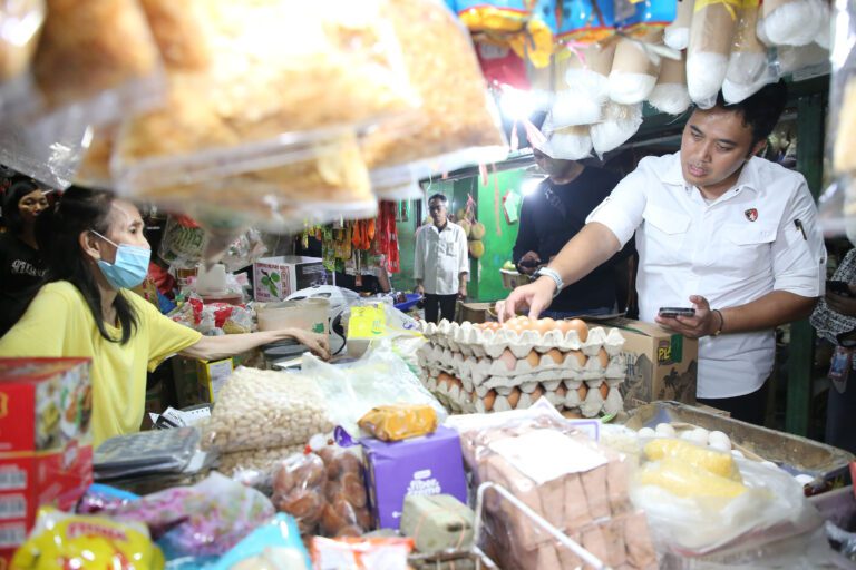 Jelang Ramadan, Pemkot Surabaya dan Polrestabes Sidak Pasar Pastikan Stok Bapok Aman