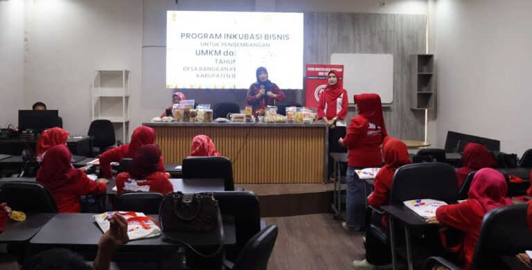 Program Inkubasi Bisnis untuk Pengembangan UMKM dan BUM Desa Digelar oleh FIJ Bojonegoro
