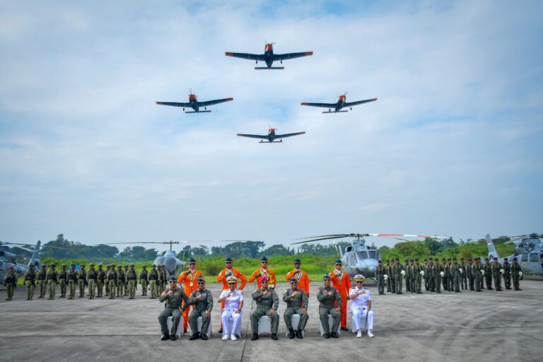 Komandan Puspenerbal Pimpin Tradisi Wingday Pasis Dikpabang XXVlll