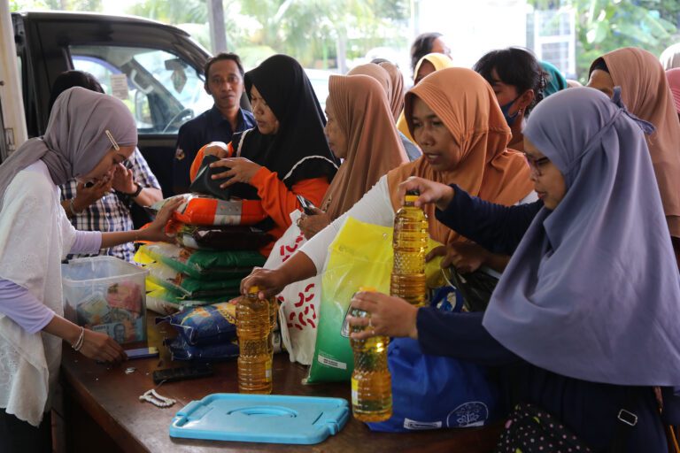 Jaga Stabilitas Harga Pangan Jelang Idulfitri 2025, Pemkot Surabaya Gelar GPM