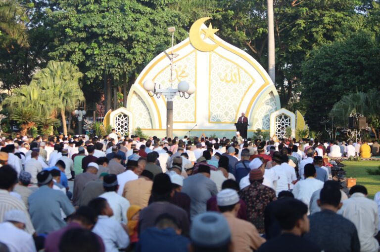 Pemkot Surabaya Siapkan Fasilitas Ramah Disabilitas pada Salat Idulfitri 2025 di Taman Surya